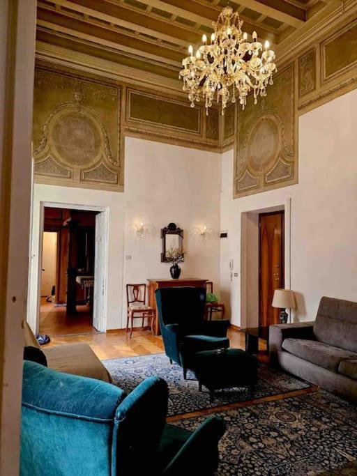 Appartamento Storico Nel Centro Florence Exterior photo