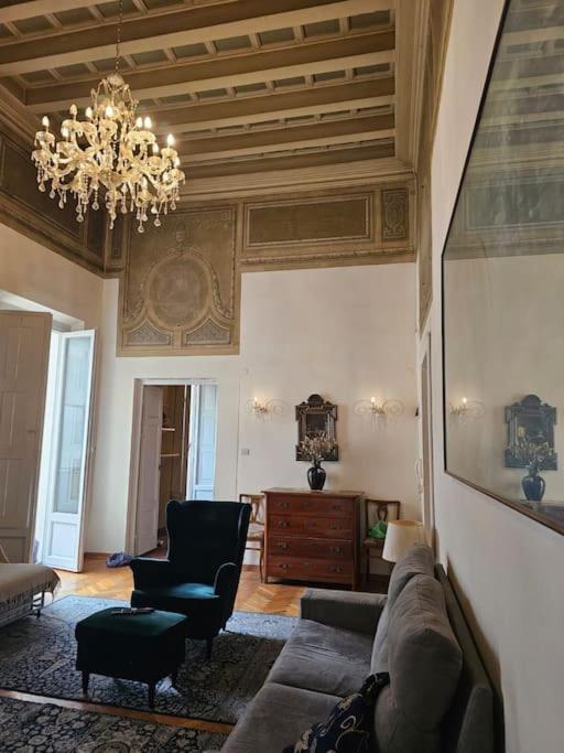 Appartamento Storico Nel Centro Florence Exterior photo